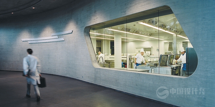 寶馬萊比錫工廠導視設(shè)計