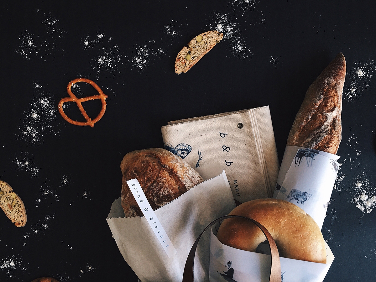 概念化早餐，面包與餅干食品飲料包裝設計