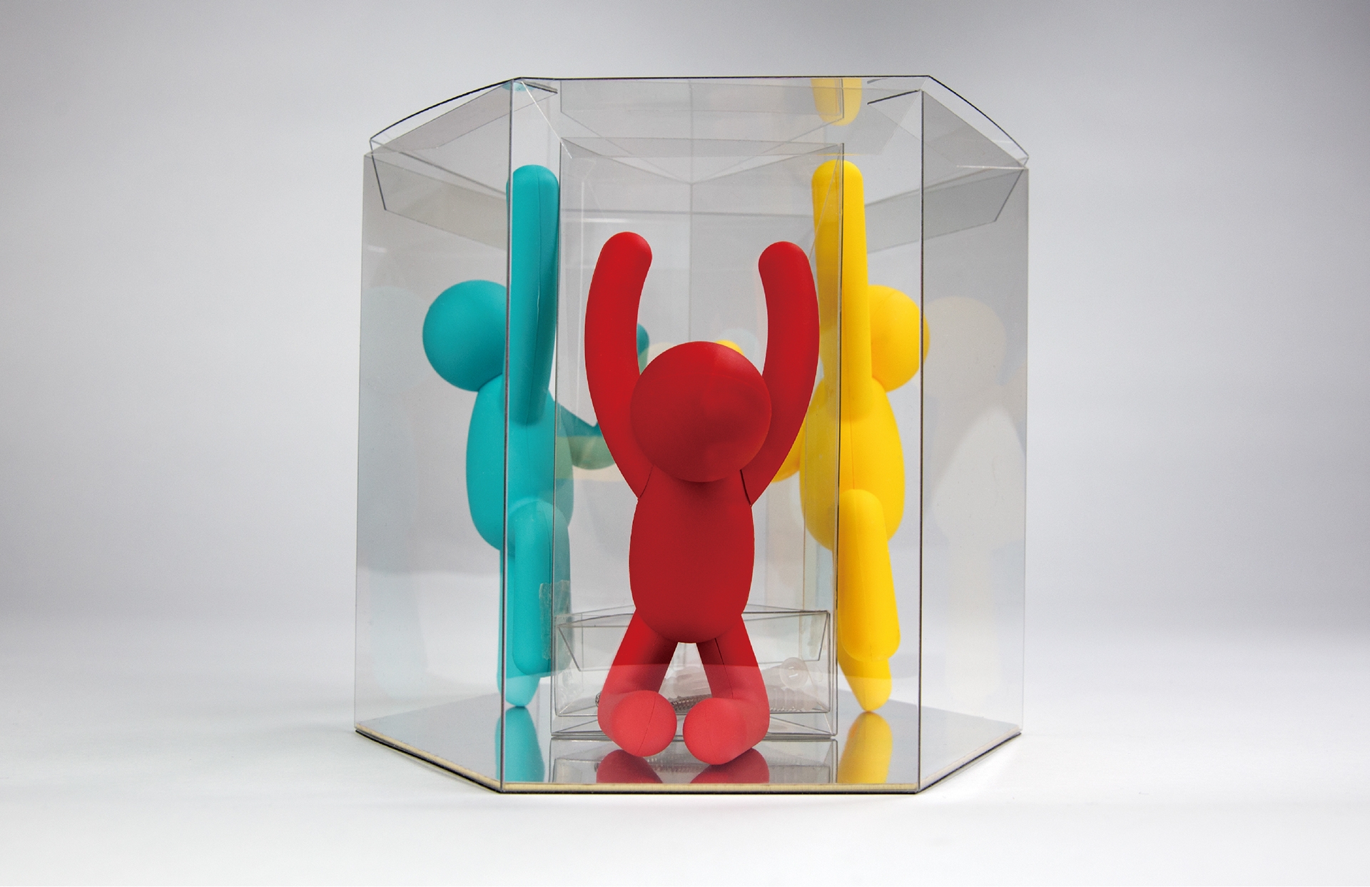 透明包裝，全方位展現產品特性，掛鉤產品包裝設計